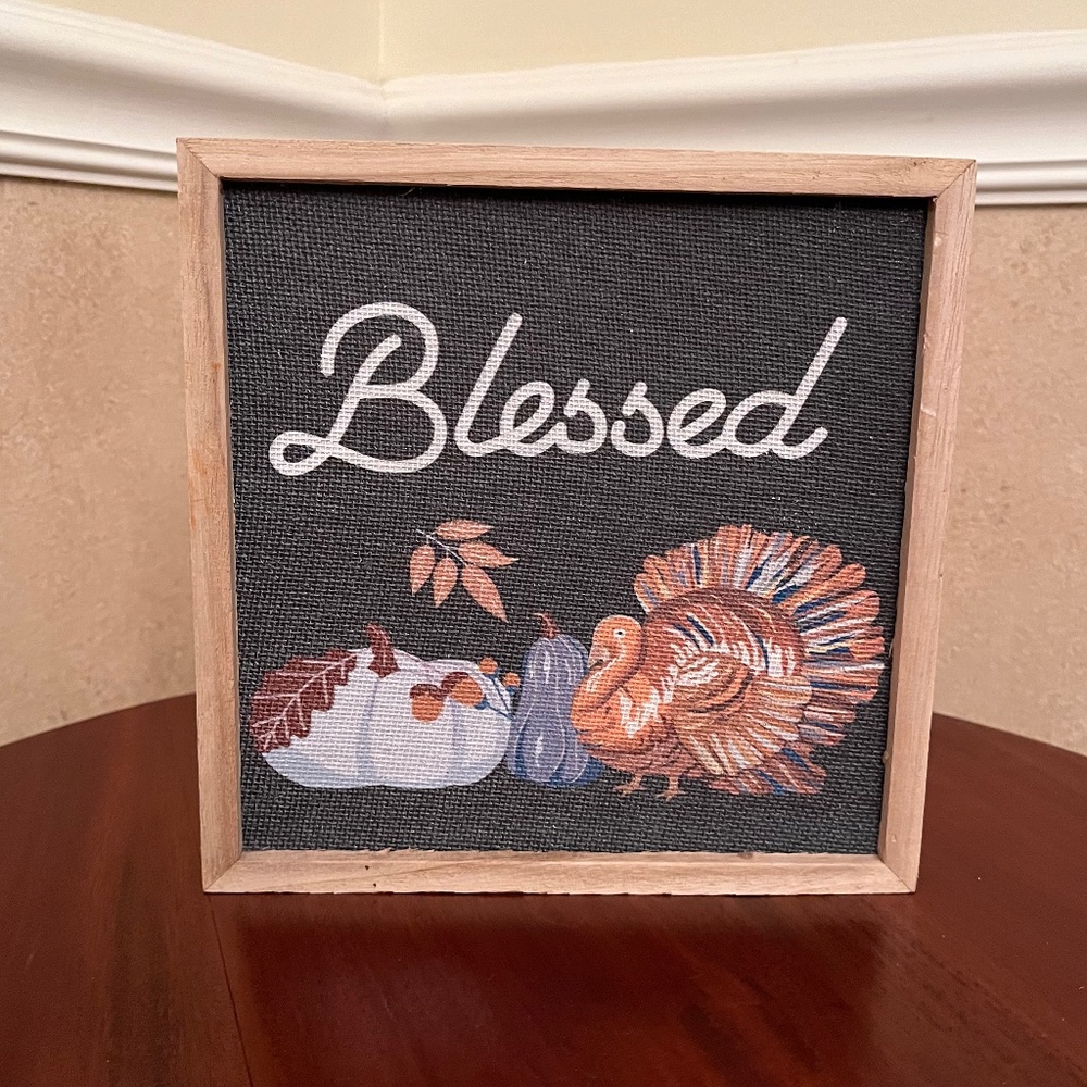 “Blessed” 8” Wooden Thanksgiving Sign – NEW